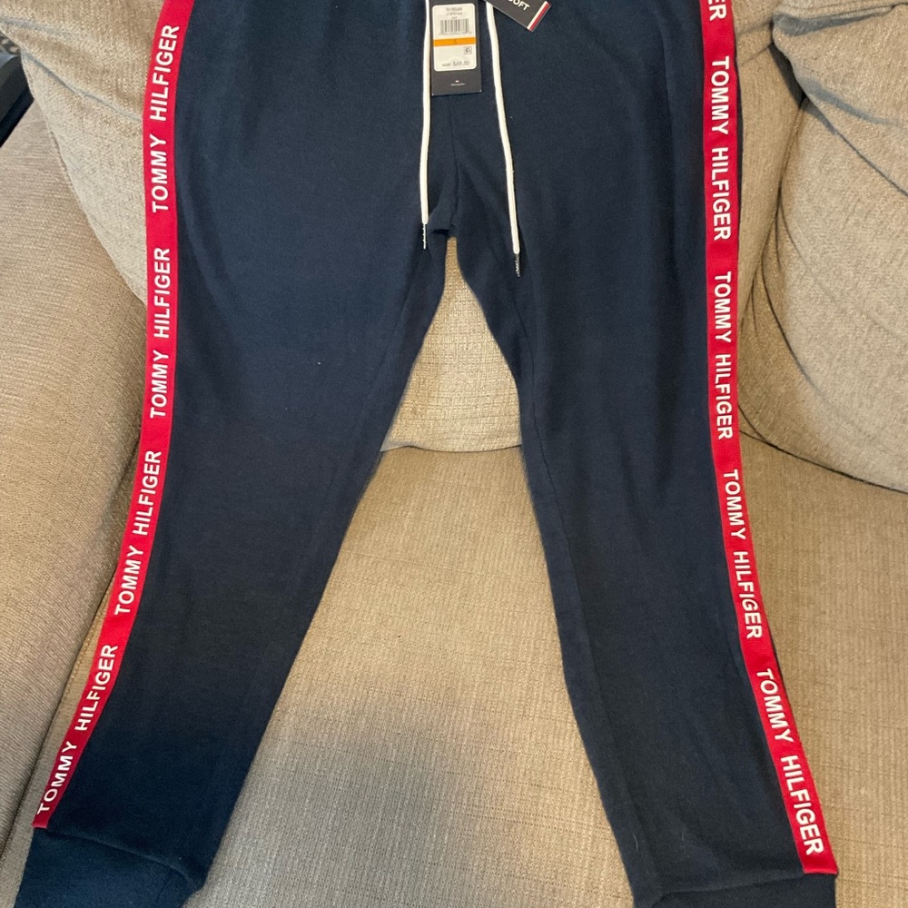 Tommy Hilfiger sweats